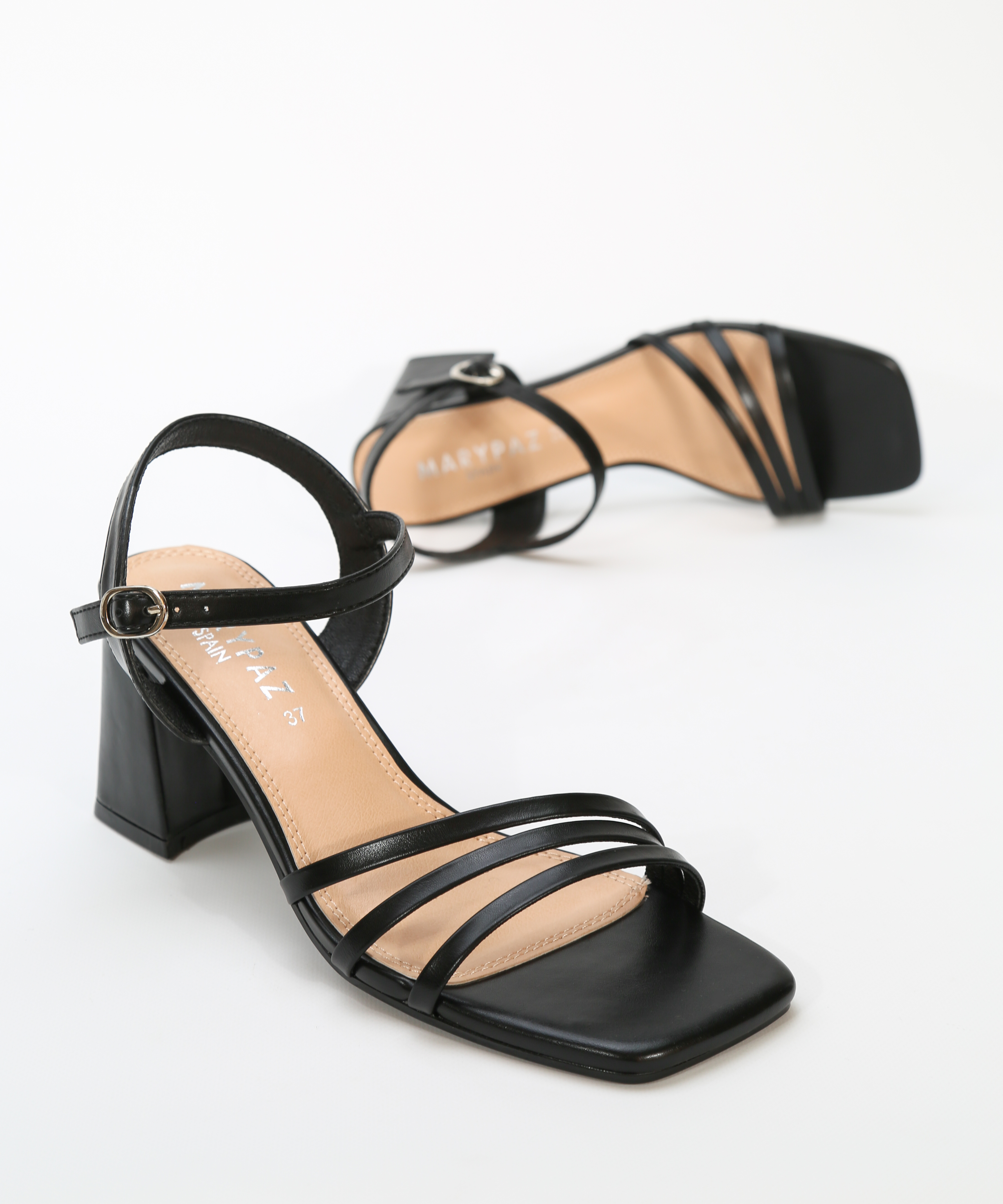 Sandalias tacón tiras